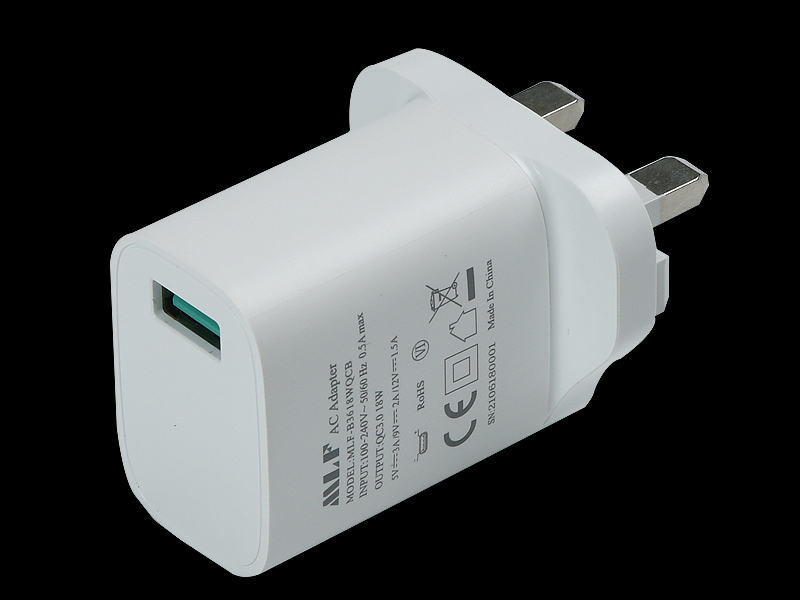B36 QC3.018W 英规快充开云球赛_开云(中国)
