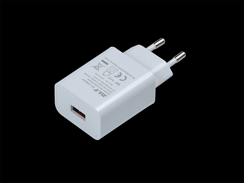 B28 QC18W 欧规单USB 开云球赛_开云(中国)
